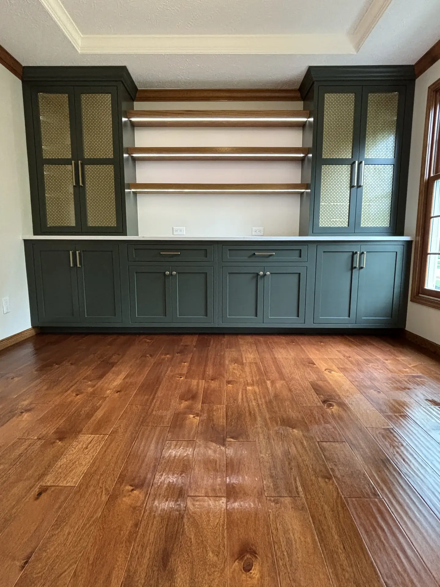 Tall pantry cabinet with adjustable shelving